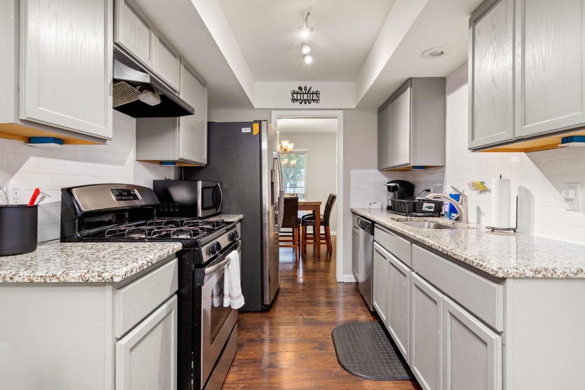 Spacious 4 Bedroom With Pool-Minutes To Seaworld And Lackland Afb San Antonio Zewnętrze zdjęcie